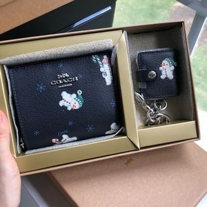 Coach Boxed Snap Wallet And Picture Frame Bag Charm With Snowman Print